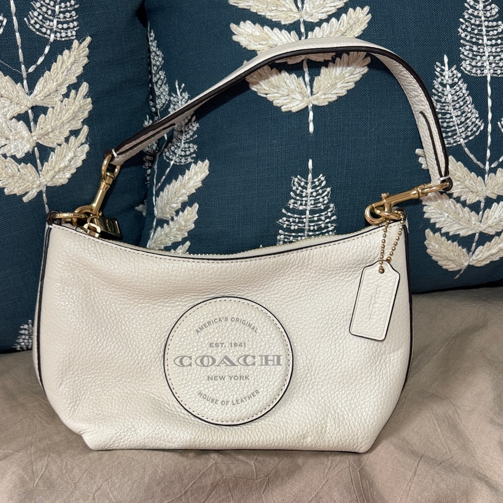 Coach Cream Leather Shoulder Bag